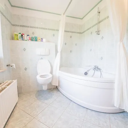 Le Longueville Durbuy Exterior foto